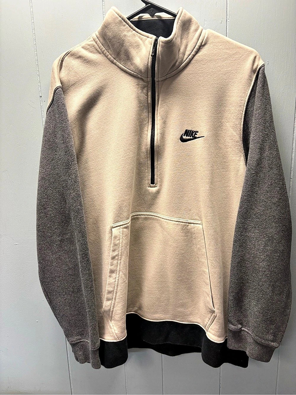 Nike Quarter-Zip Pullover in Beige & Gray Size XL